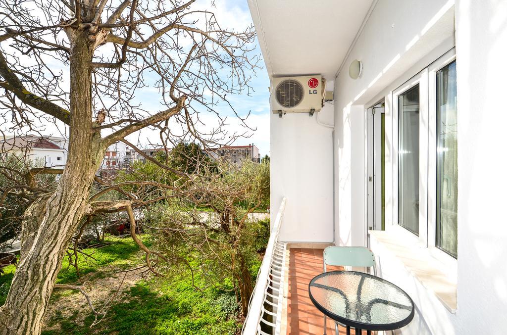 Apartments Sonja Tucepi Ngoại thất bức ảnh