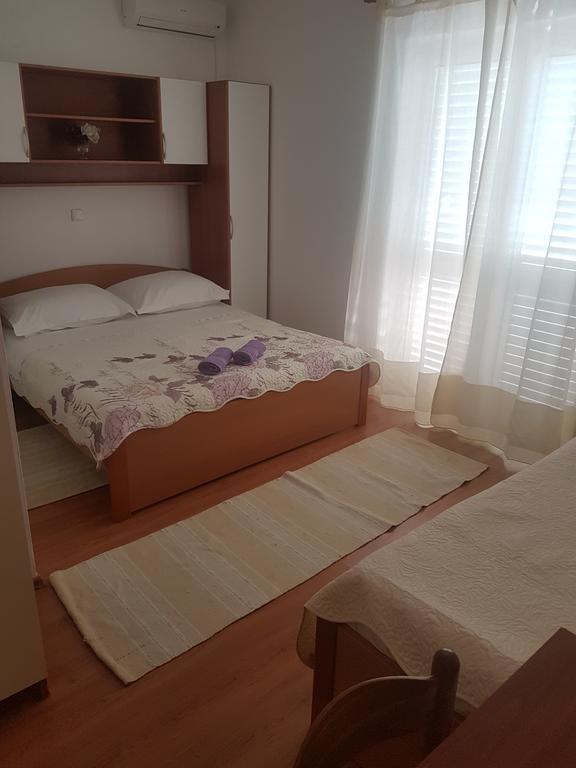 Apartments Sonja Tucepi Ngoại thất bức ảnh