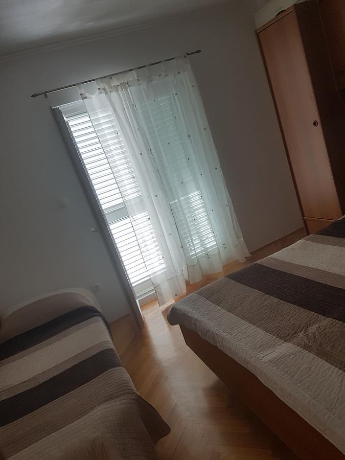 Apartments Sonja Tucepi Ngoại thất bức ảnh